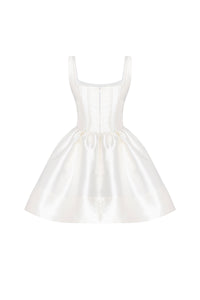 Anne Marie in Bianco Latte