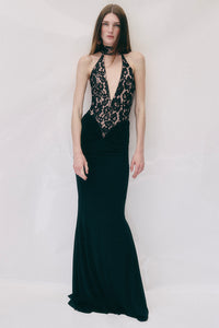 Zizi in Obsidian Dentelle