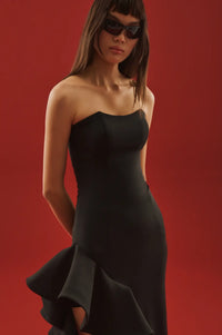 Carmen in Temple Noir