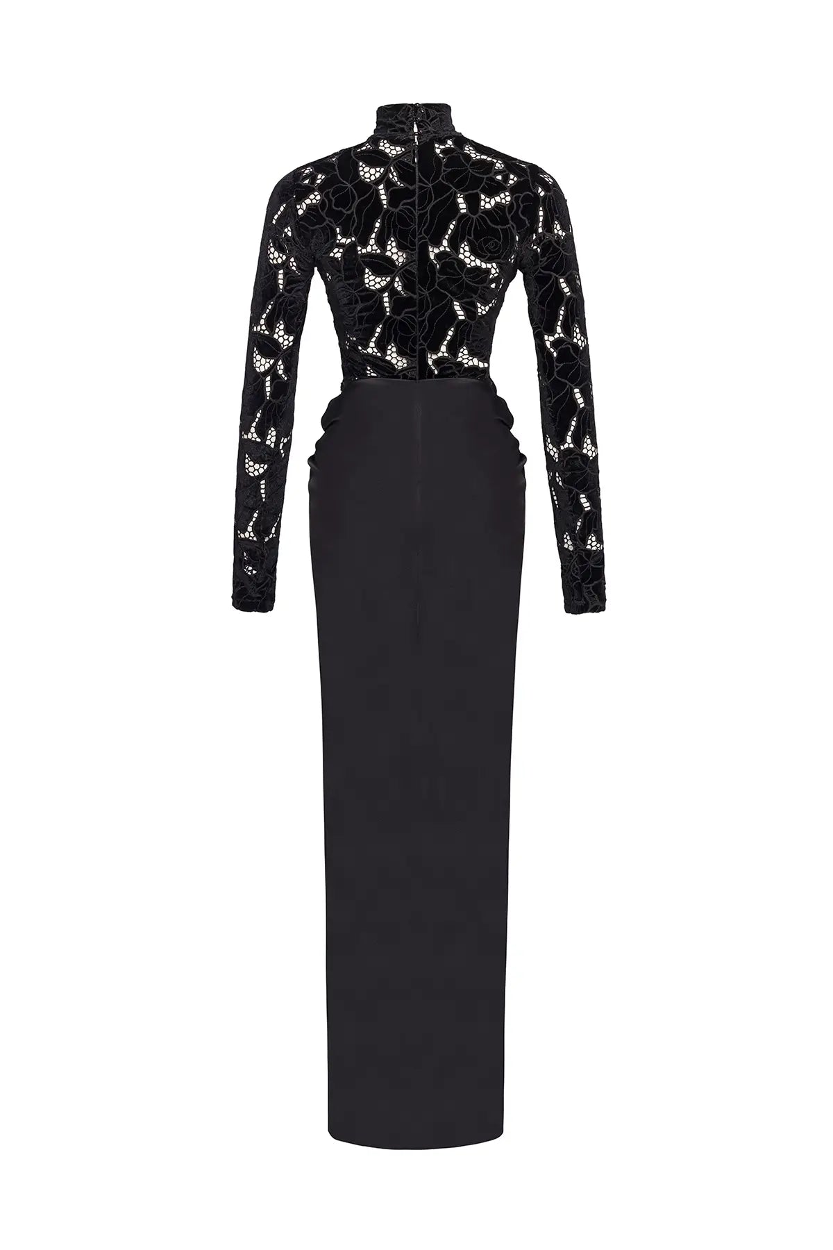 Josephine in Narcisse Noir