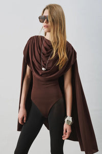 Sienna set in Spiced Tobacco